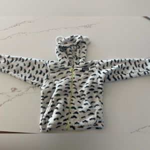 Well loved Patagonia size 4 t